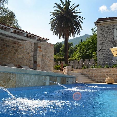 Boutique Hotel Malo Selo Herceg Novi Bagian luar foto