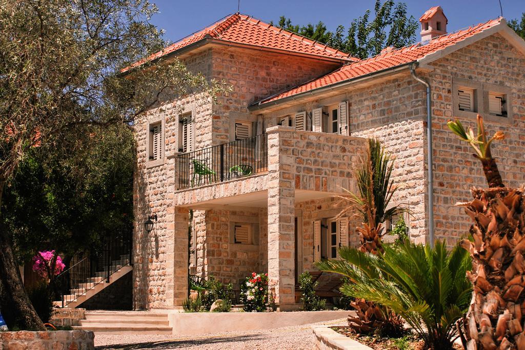 Boutique Hotel Malo Selo Herceg Novi Bagian luar foto